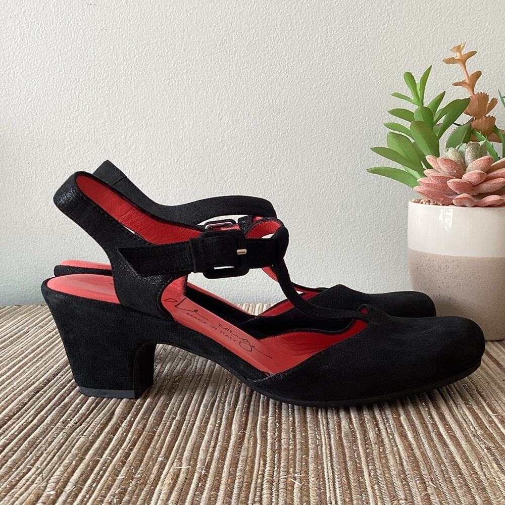 Pas de Rouge Black and Red Heels